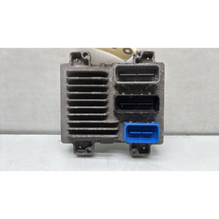 Calculateur moteur OPEL CORSA E Photo n°1