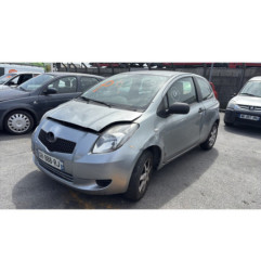 Poignee porte avant droit TOYOTA YARIS 2