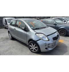 Poignee porte avant droit TOYOTA YARIS 2
