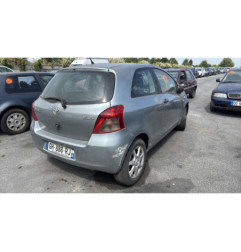 Poignee porte avant droit TOYOTA YARIS 2