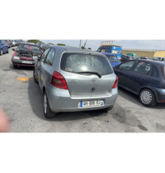 Poignee porte avant droit TOYOTA YARIS 2