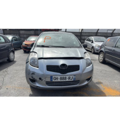 Poignee porte avant droit TOYOTA YARIS 2