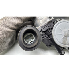 Leve vitre electrique avant droit TOYOTA YARIS 2