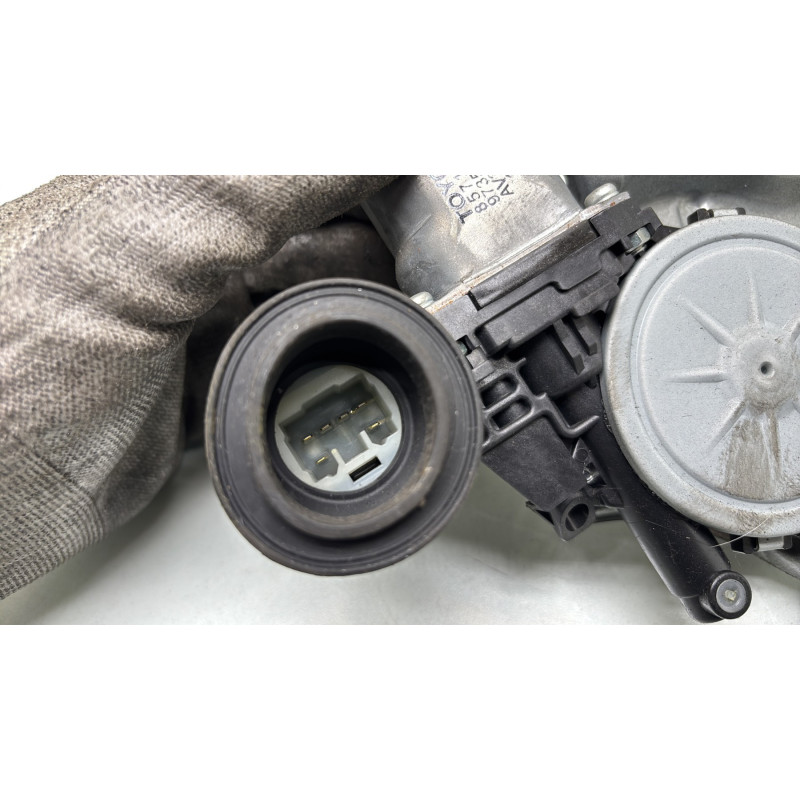 Leve vitre electrique avant droit TOYOTA YARIS 2 Photo n°2