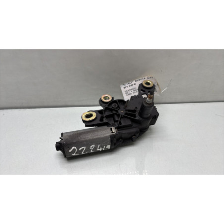 Moteur essuie glace arriere VOLKSWAGEN GOLF 4 Photo n°1