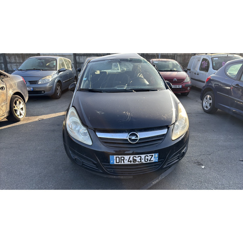 Calandre OPEL CORSA D Photo n°12