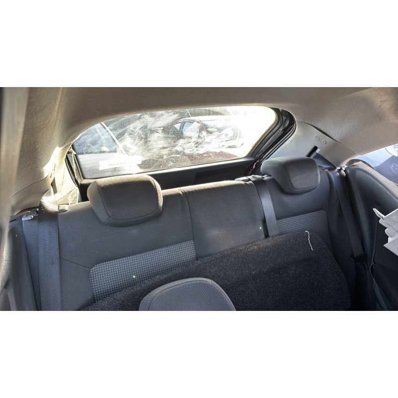 Calandre OPEL CORSA D Photo n°14