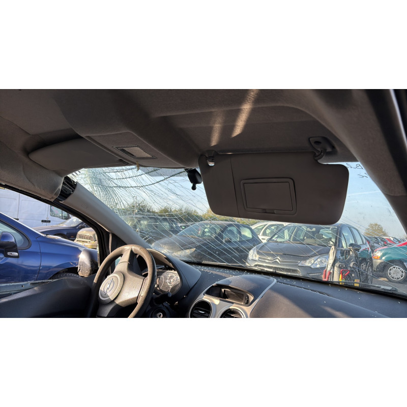 Calandre OPEL CORSA D Photo n°15