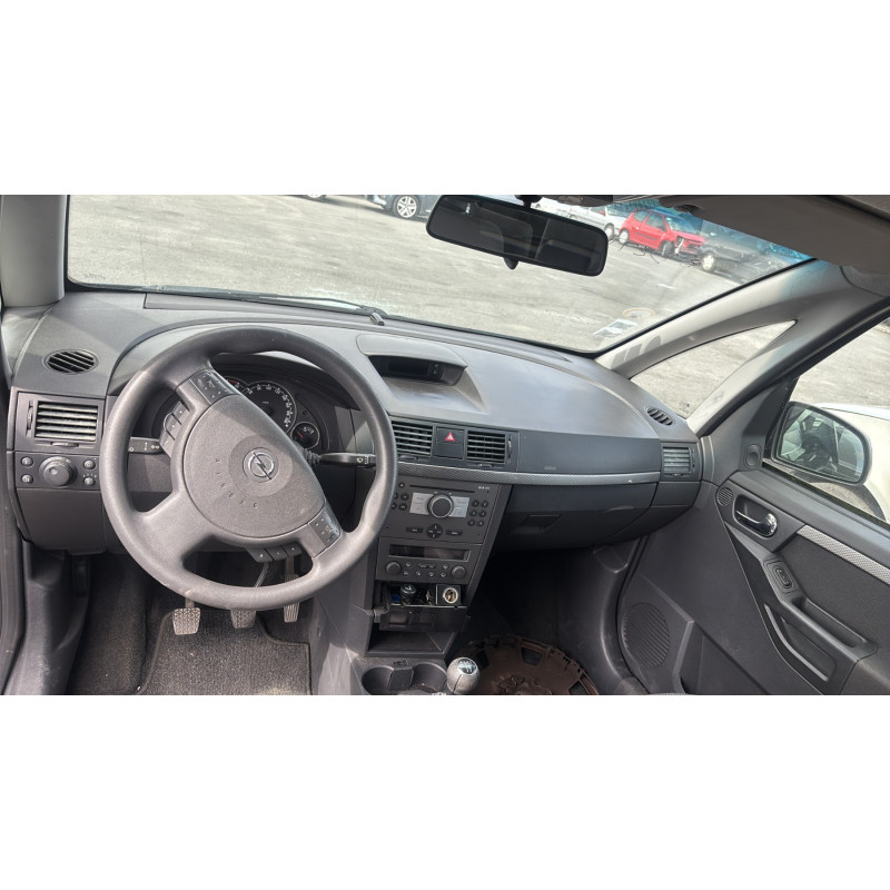 Plage arriere OPEL MERIVA A Photo n°16