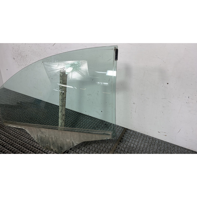 Vitre avant gauche FORD KA 2 Photo n°3