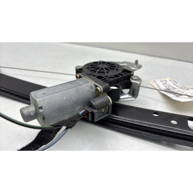 Leve vitre electrique arriere gauche BMW X5 E53 Photo n°5