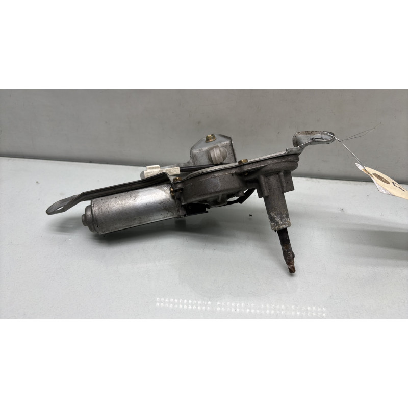 Moteur essuie glace arriere TOYOTA YARIS 1 Photo n°4