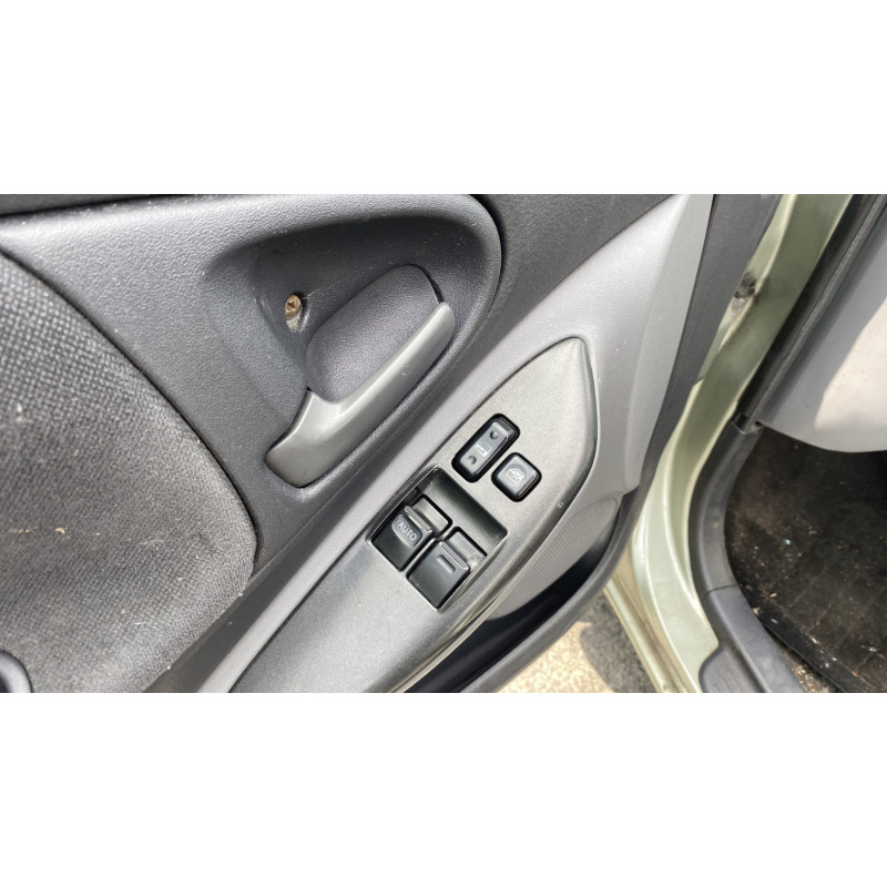 Moteur essuie glace arriere TOYOTA YARIS 1 Photo n°15