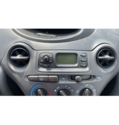 Moteur essuie glace arriere TOYOTA YARIS 1