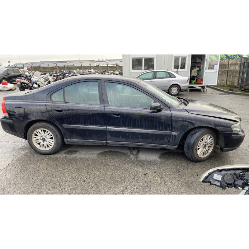 Pare choc avant VOLVO S 60 1 Photo n°14