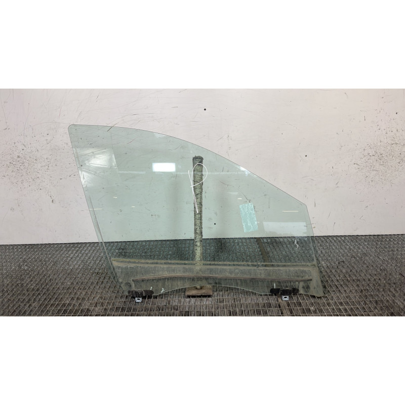 Vitre avant droit RENAULT SCENIC 3 Photo n°1