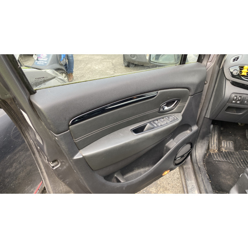 Arret de porte avant droit RENAULT SCENIC 3 Photo n°13