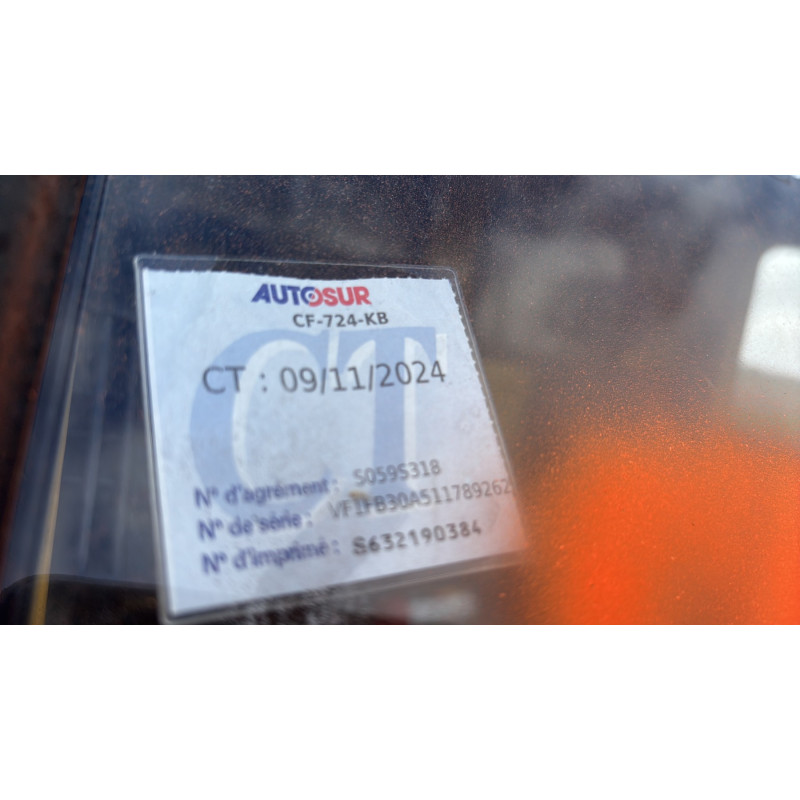 Vitre avant droit RENAULT MASTER 1 Photo n°18