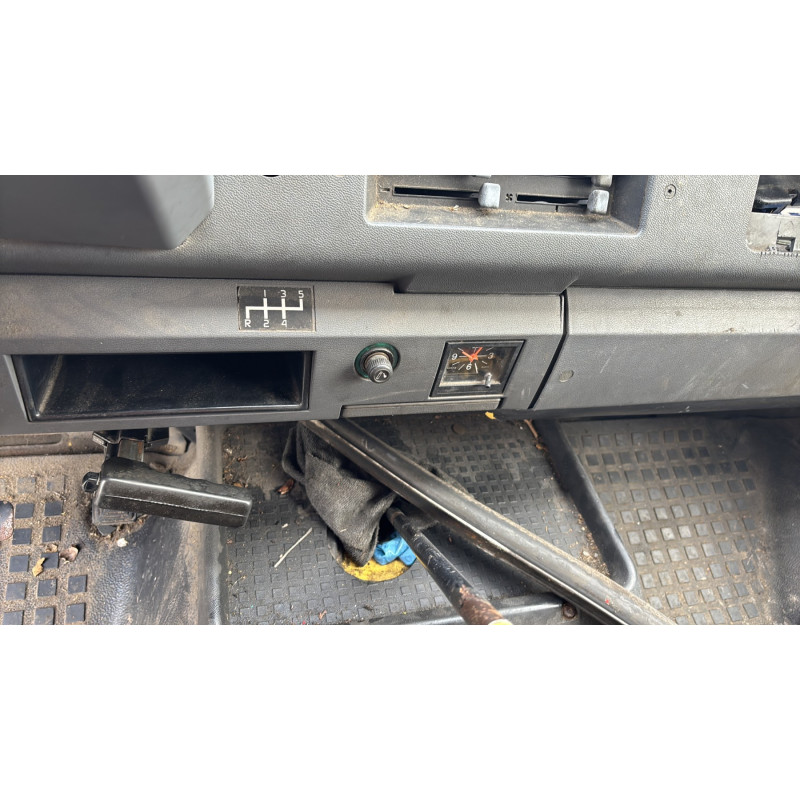 Vitre avant gauche RENAULT MASTER 1 Photo n°13