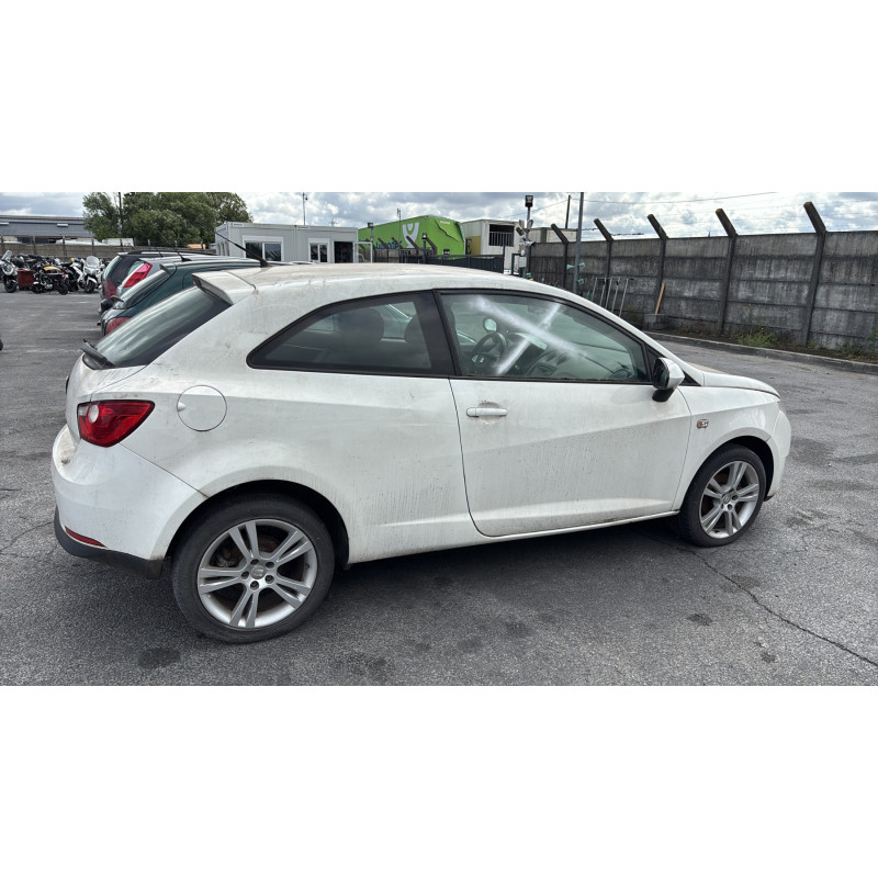 Trappe d'essence SEAT IBIZA 4 Photo n°10
