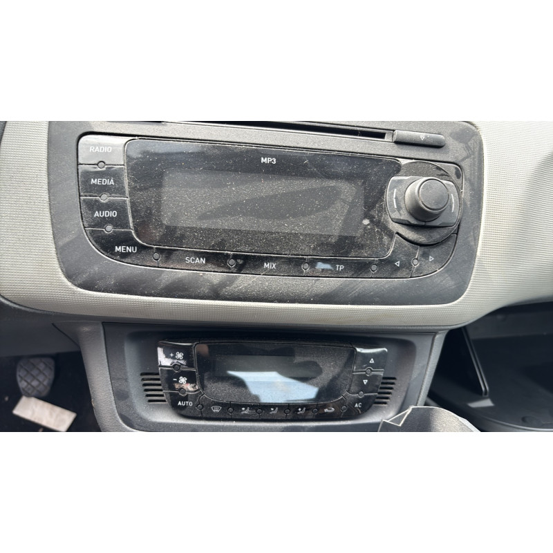 Trappe d'essence SEAT IBIZA 4 Photo n°17