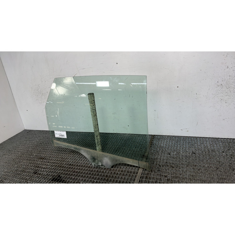 Vitre arriere droit RENAULT GRAND SCENIC 2 Photo n°2
