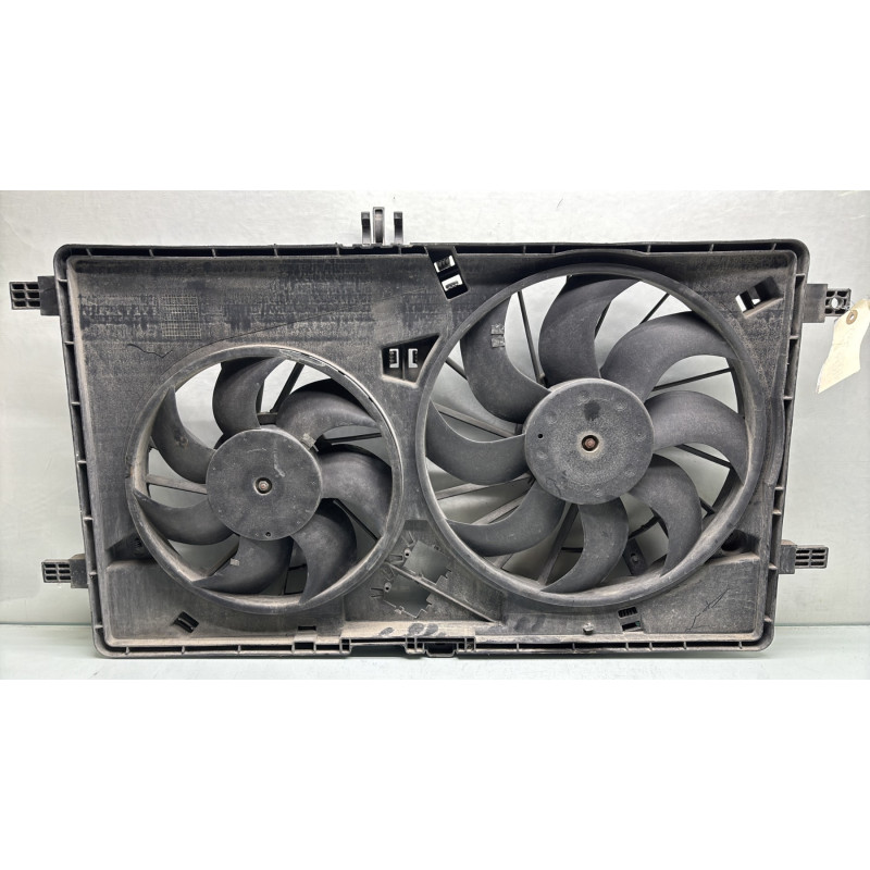 Moto ventilateur radiateur RENAULT MASTER 3 Photo n°1