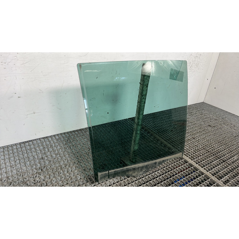Vitre arriere droit RENAULT GRAND MODUS Photo n°3