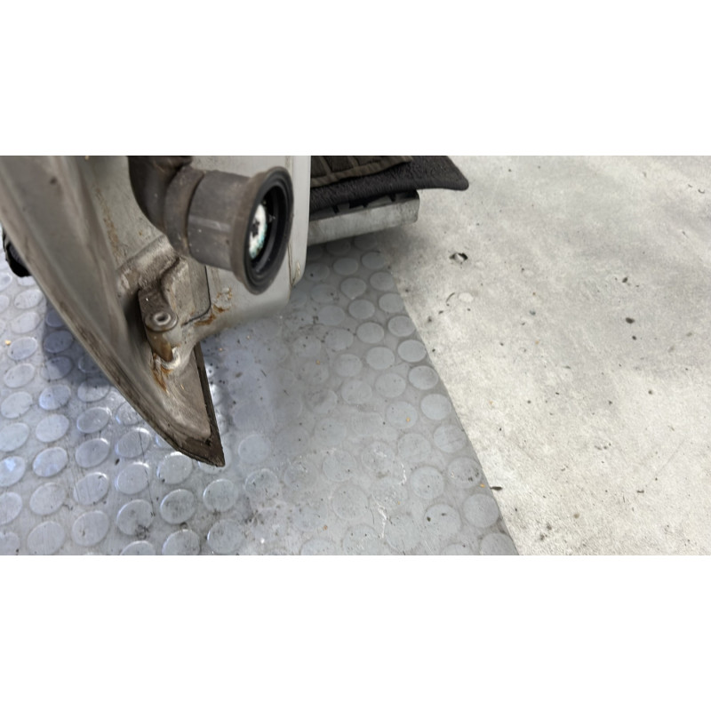 Porte avant droit FORD KA 1 Photo n°6