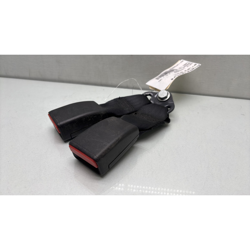 Attache ceinture arriere droit DACIA SANDERO 2 Photo n°1