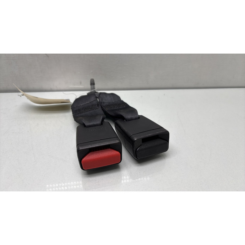 Attache ceinture arriere gauche DACIA SANDERO 2 Photo n°1