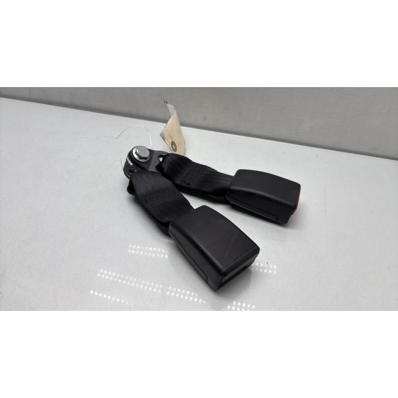 Attache ceinture arriere gauche DACIA SANDERO 2 Photo n°3