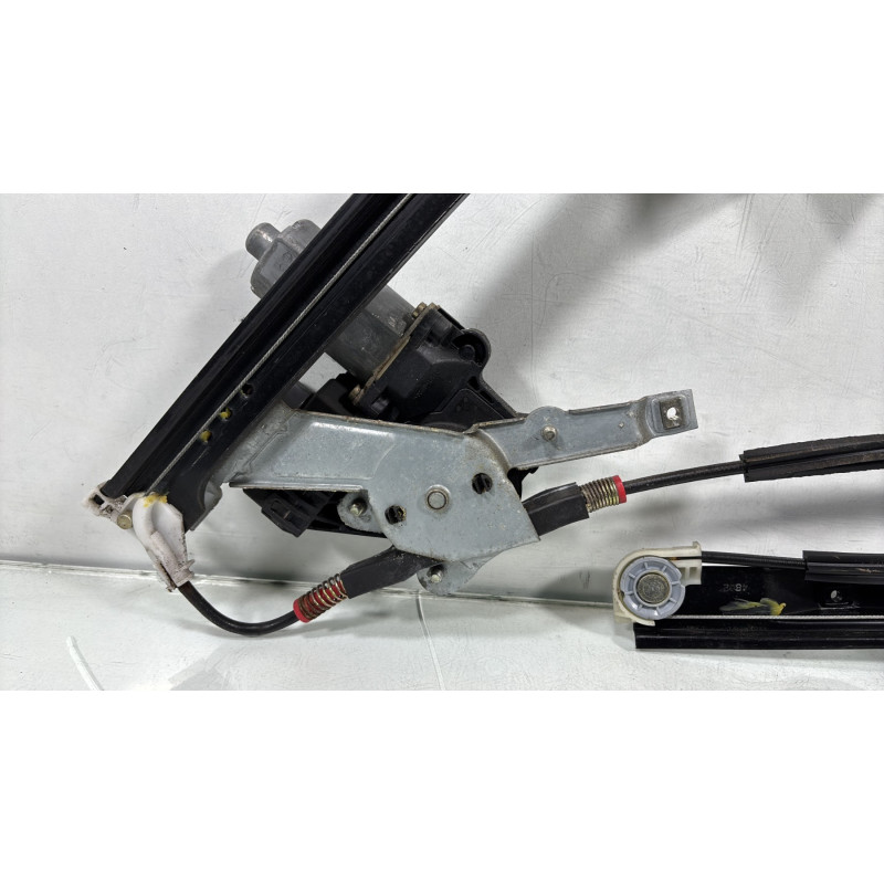 Leve vitre electrique avant gauche FORD MONDEO 2 Photo n°4