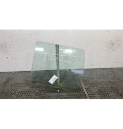 Vitre arriere droit VOLKSWAGEN GOLF 4 Photo n°1