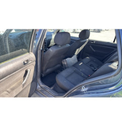 Vitre arriere droit VOLKSWAGEN GOLF 4