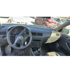 Vitre arriere droit VOLKSWAGEN GOLF 4