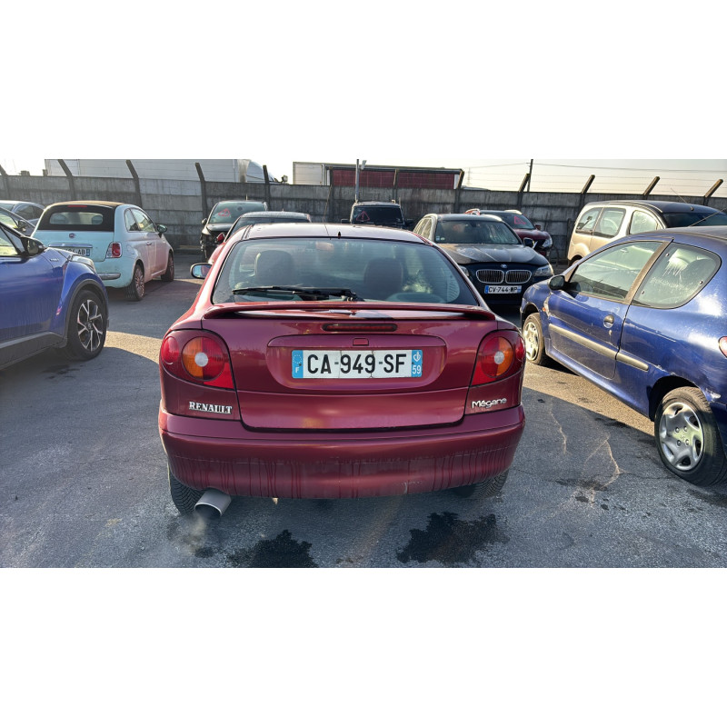 Custode arriere droit RENAULT MEGANE 1 Photo n°9