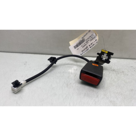 Attache ceinture arriere gauche HYUNDAI I 10 2 Photo n°1