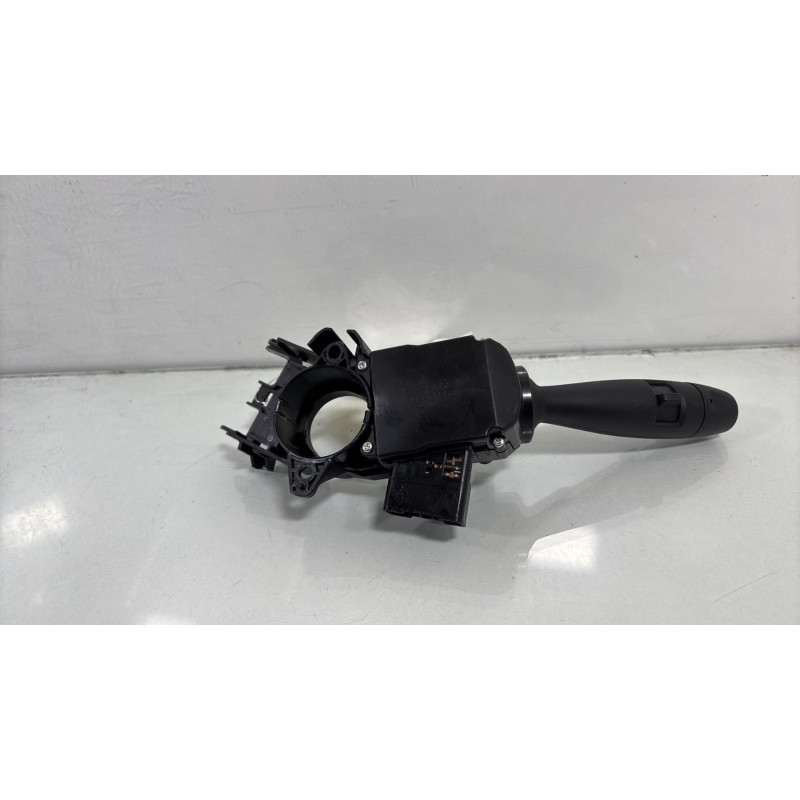 Commodo phare HYUNDAI I 10 2 Photo n°5