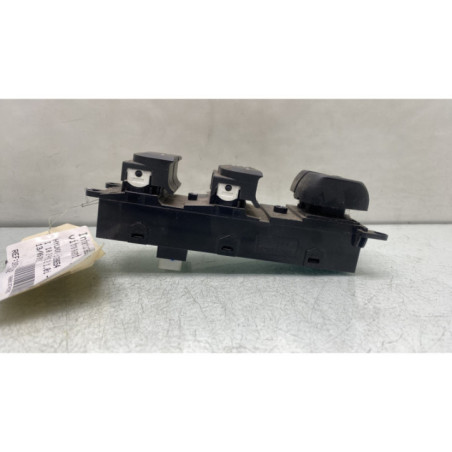 Interrupteur de leve vitre avant gauche HYUNDAI I 10 2