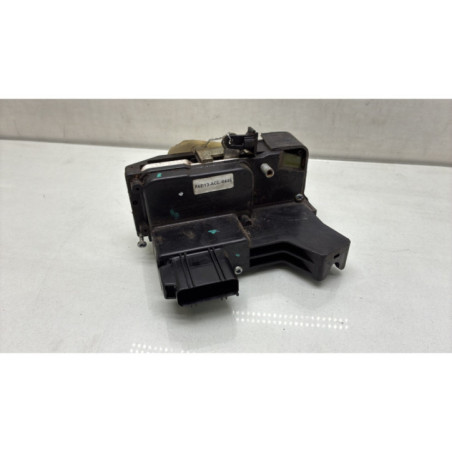 Serrure avant droit FORD FIESTA 5