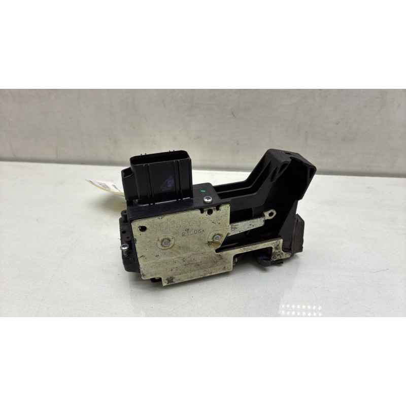 Serrure avant droit FORD FIESTA 5 Photo n°3
