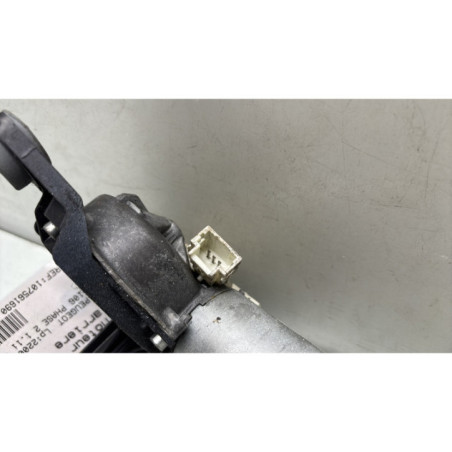 Moteur essuie glace arriere PEUGEOT 106