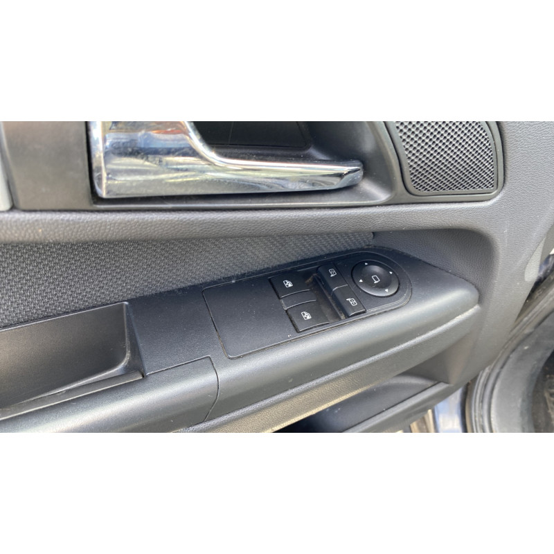 Verin de coffre OPEL ZAFIRA B Photo n°14