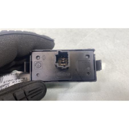 Bouton de warning DACIA DOKKER