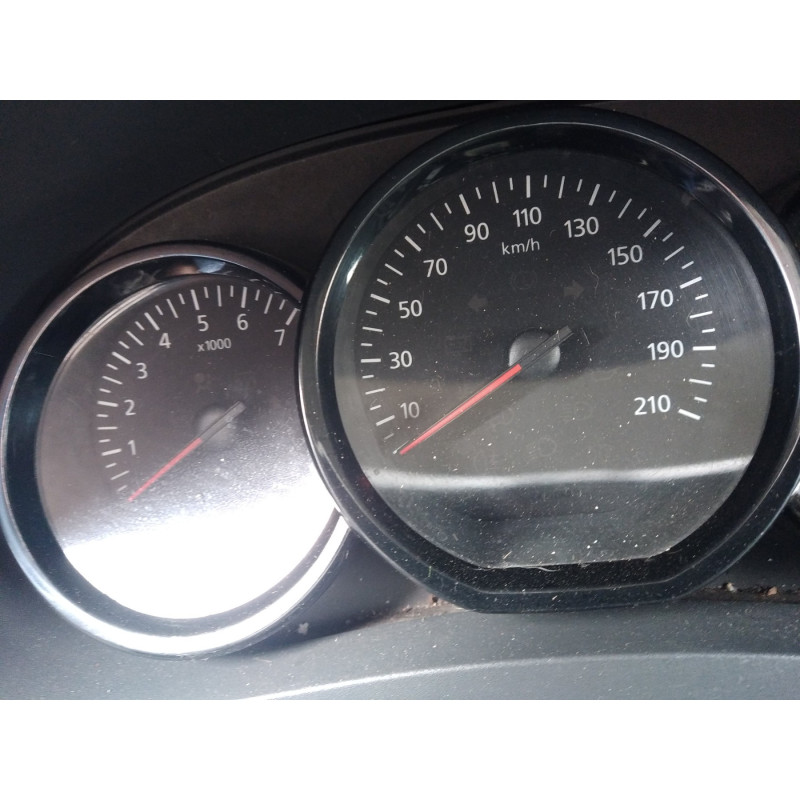 Bouton de warning DACIA DOKKER Photo n°10
