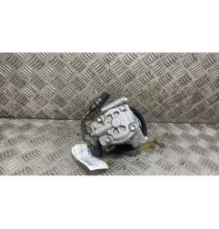 Pompe de direction FORD MONDEO 3