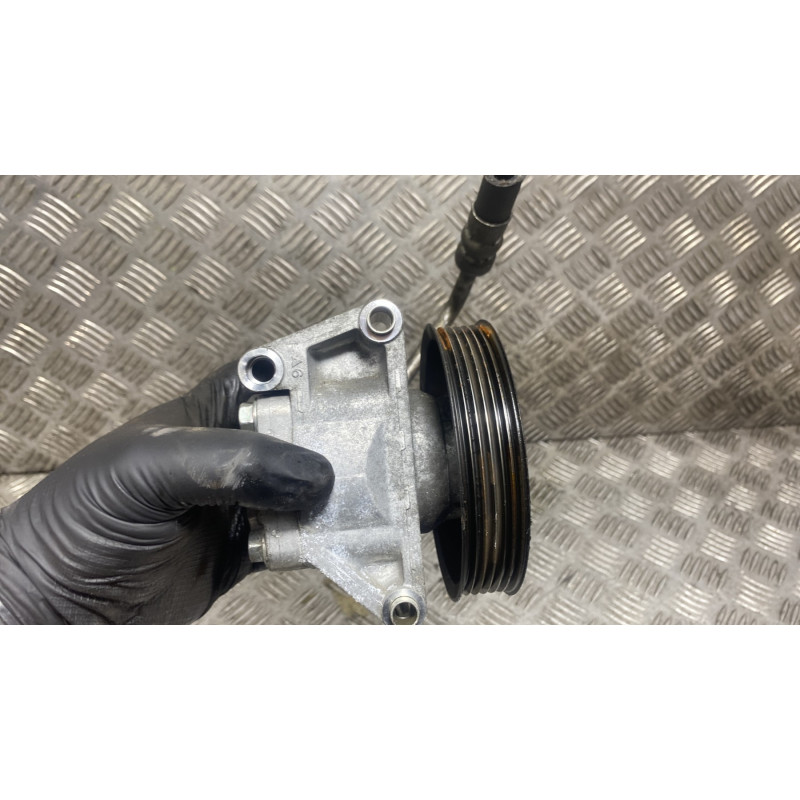 Pompe de direction FORD MONDEO 3 Photo n°5
