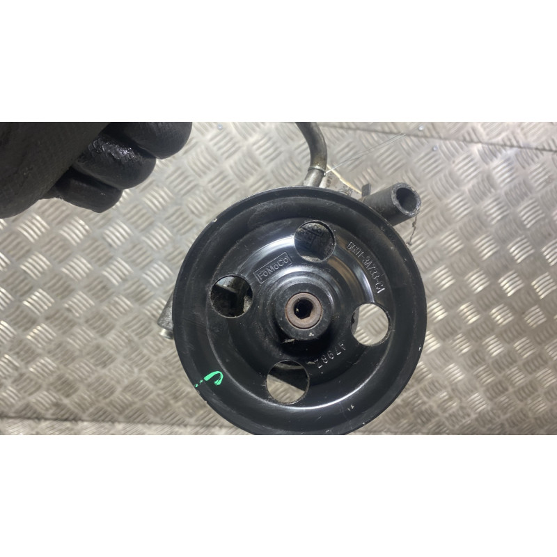 Pompe de direction FORD MONDEO 3 Photo n°6