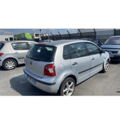 Serrure avant droit VOLKSWAGEN POLO 4